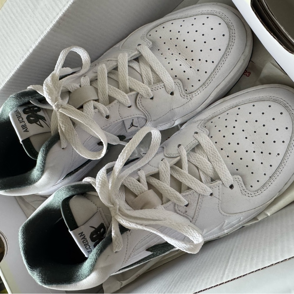 Nike Air Jordan White and Green Women's Shoes